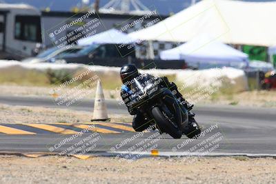 media/Apr-13-2024-SoCal Trackdays (Sat) [[f1617382bd]]/7-Turn 2 (1125am)/